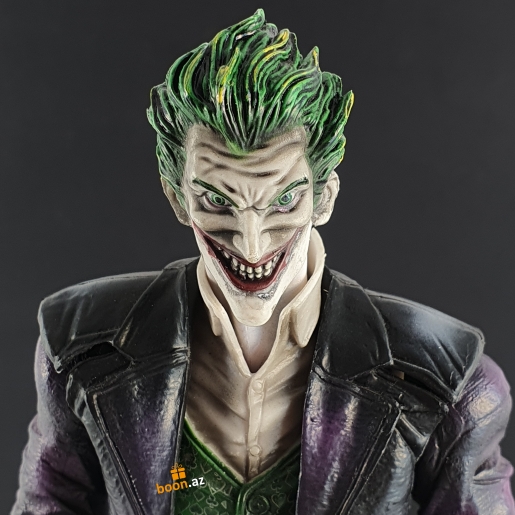 Коллекционная фигурка Square Enix Batman Arkham Joker