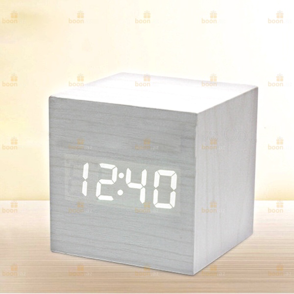 Часы «Деревянный кубик»