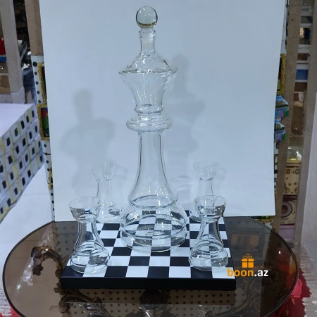 Набор для виски и вина "Chess game" на подставке (графин, 4 стакана)