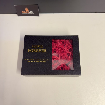 Уникальный набор из жемчуга и мыльных роз