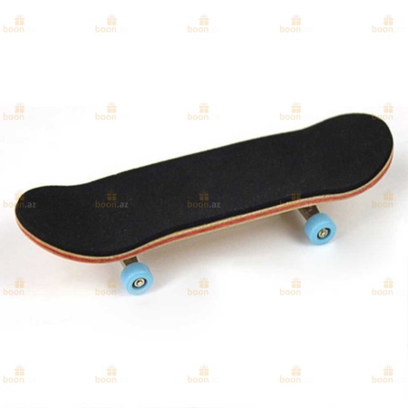 Фингерборд (скейт для пальцев). «Finger skateboard»