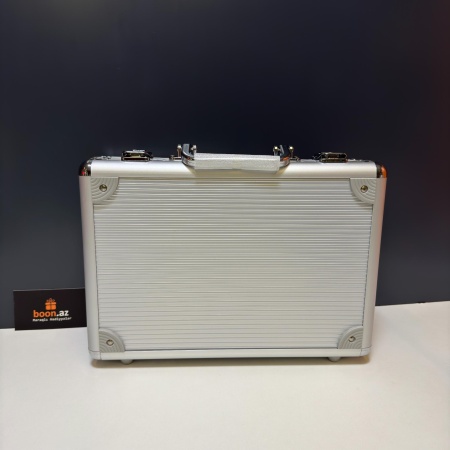 Игра Покерный набор с номиналом (200 фишек)