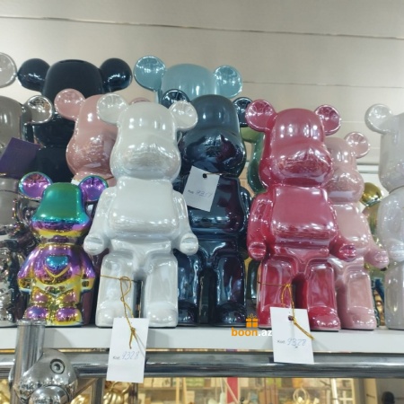 Интерьерная статуэтка " Bearbricks "
