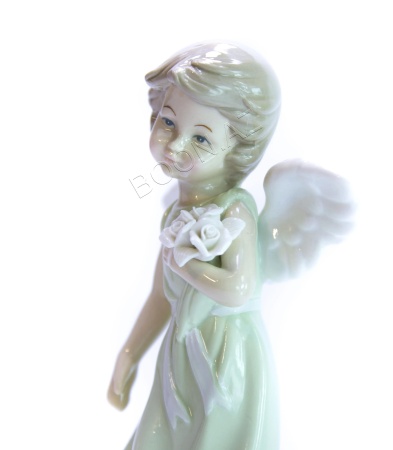 Сувенир «Ангелочек с цветком»