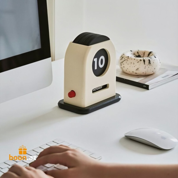 Настольный вечный календарь 