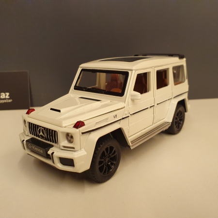 Модель машинки "Galenvagen G63"