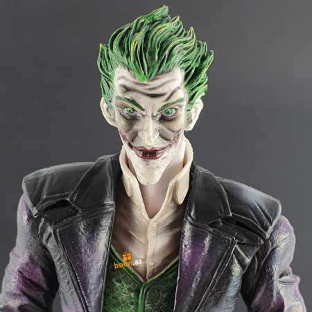 Коллекционная фигурка Square Enix Batman Arkham Joker