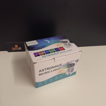 Проектор с колонкой Космонавт 