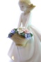 Сувенир «Керамическая девочка с корзиной цветов»