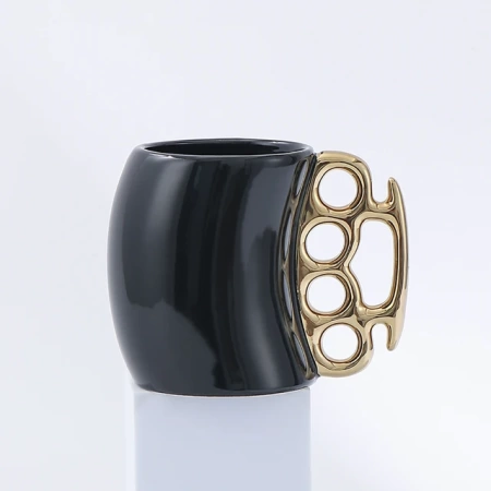 Кружка «Кастет» black-gold
