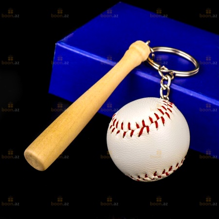 Брелок на ключи «Мяч и бейсбольная бита»